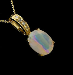 Opal Pendant 4069